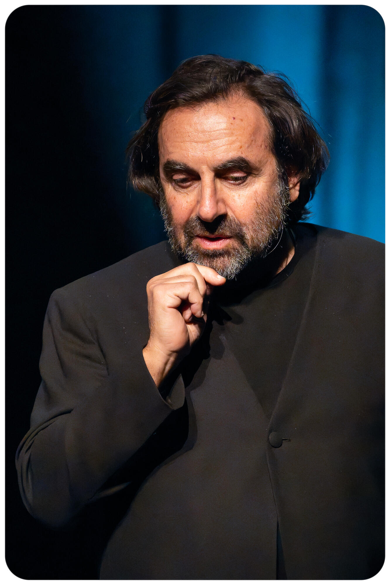ANDRÉ MANOUKIAN